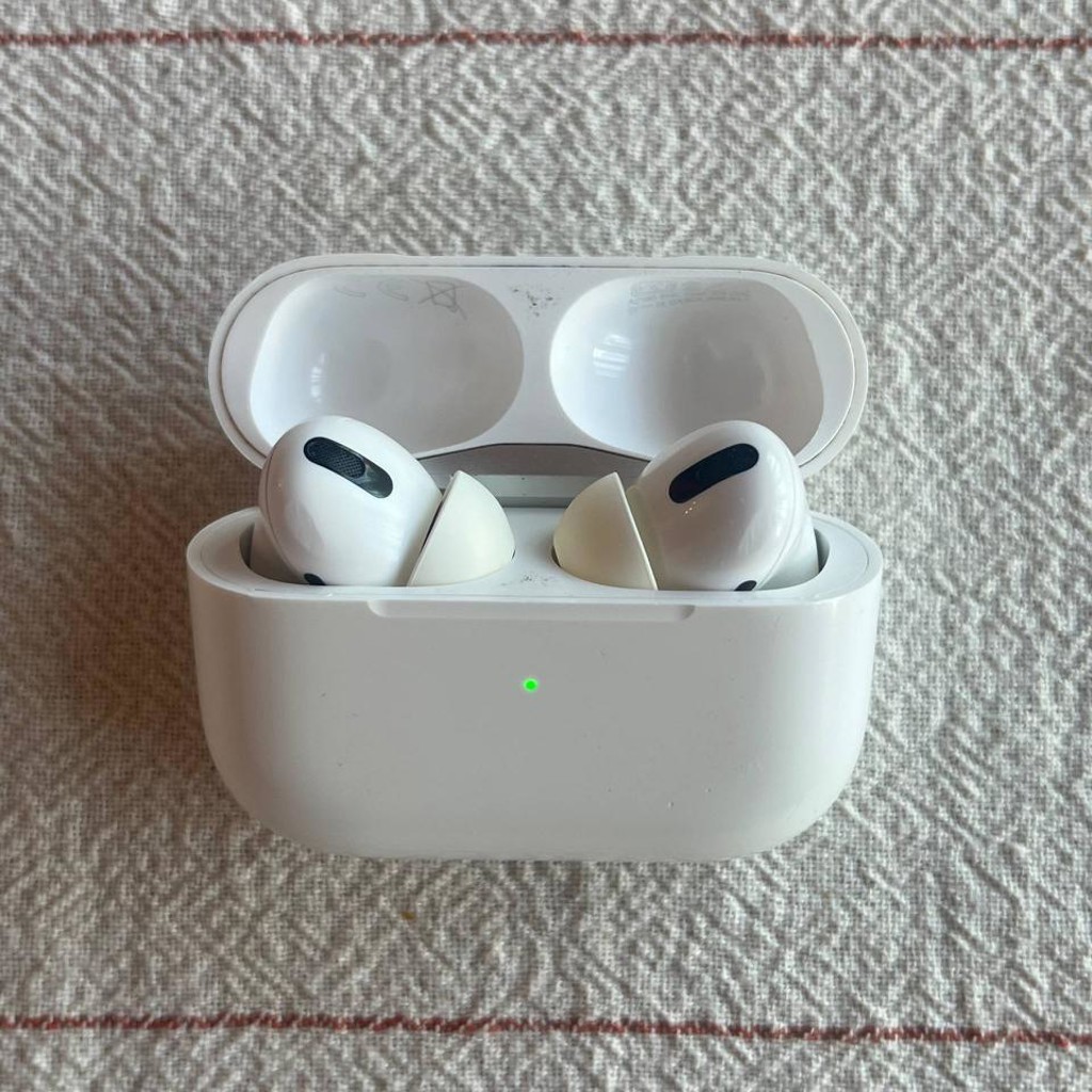AirPods Pro (1 поколение)
