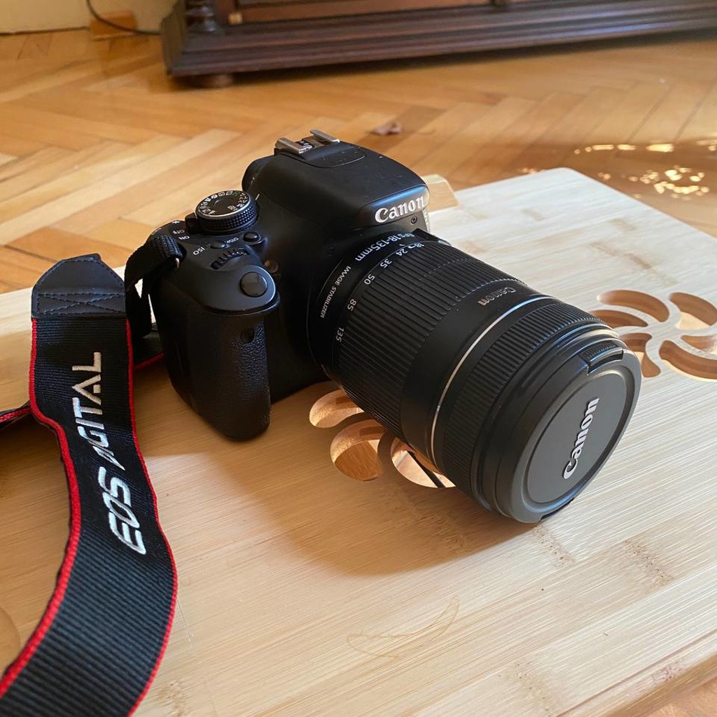 Фотоаппарат Canon Eos 600D