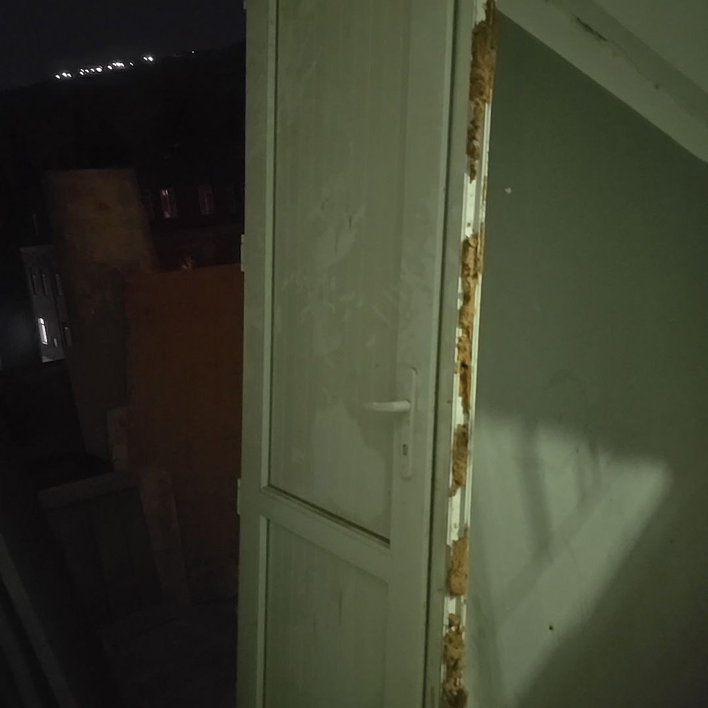 Пластмассовый шкаф