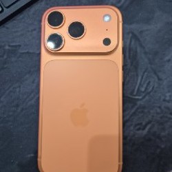 IPhone 17 Pro - фото 2