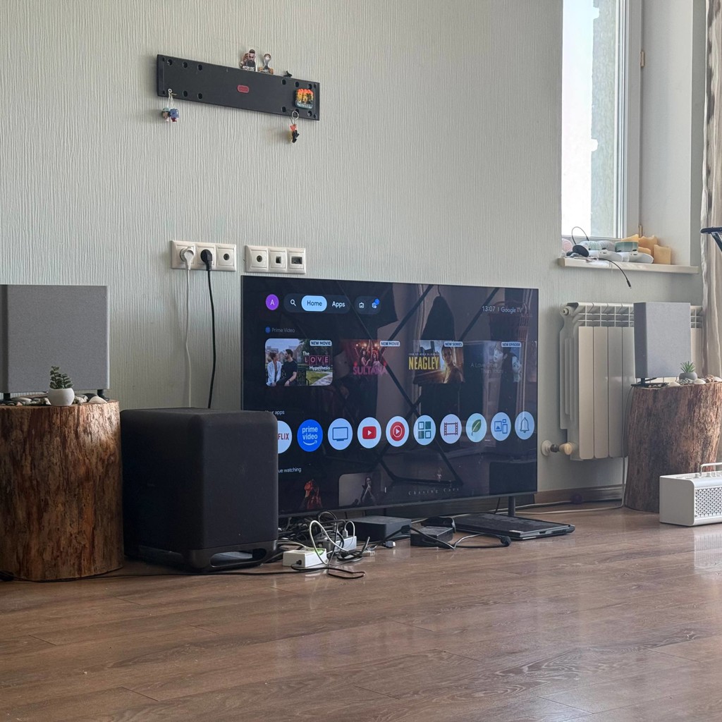 Телевизор Sony Bravia 8
