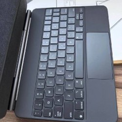 Magic Keyboard для iPad Air / Pro 11 дюймов - фото 2