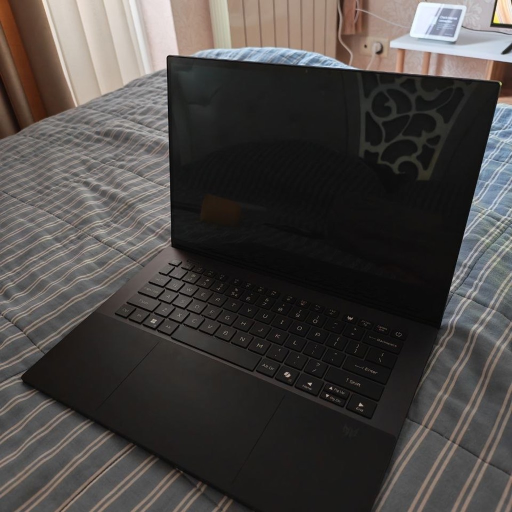 Acer Predator Triton 14 AI