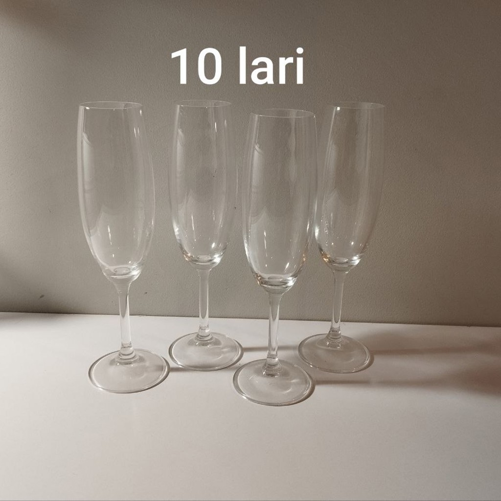 Бокалы для шампанского