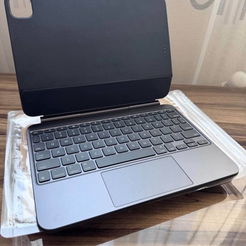 Magic Keyboard