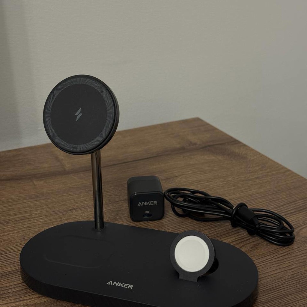 Anker 3-in-1 Wireless Charging Station