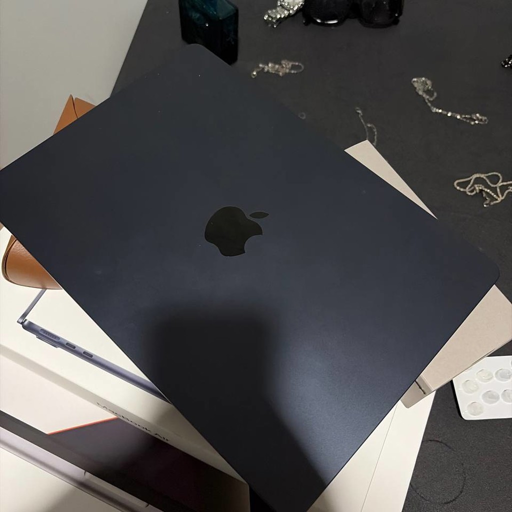 MacBook Air M5 13”
