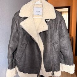 Дублёнка BERSHKA - фото 3
