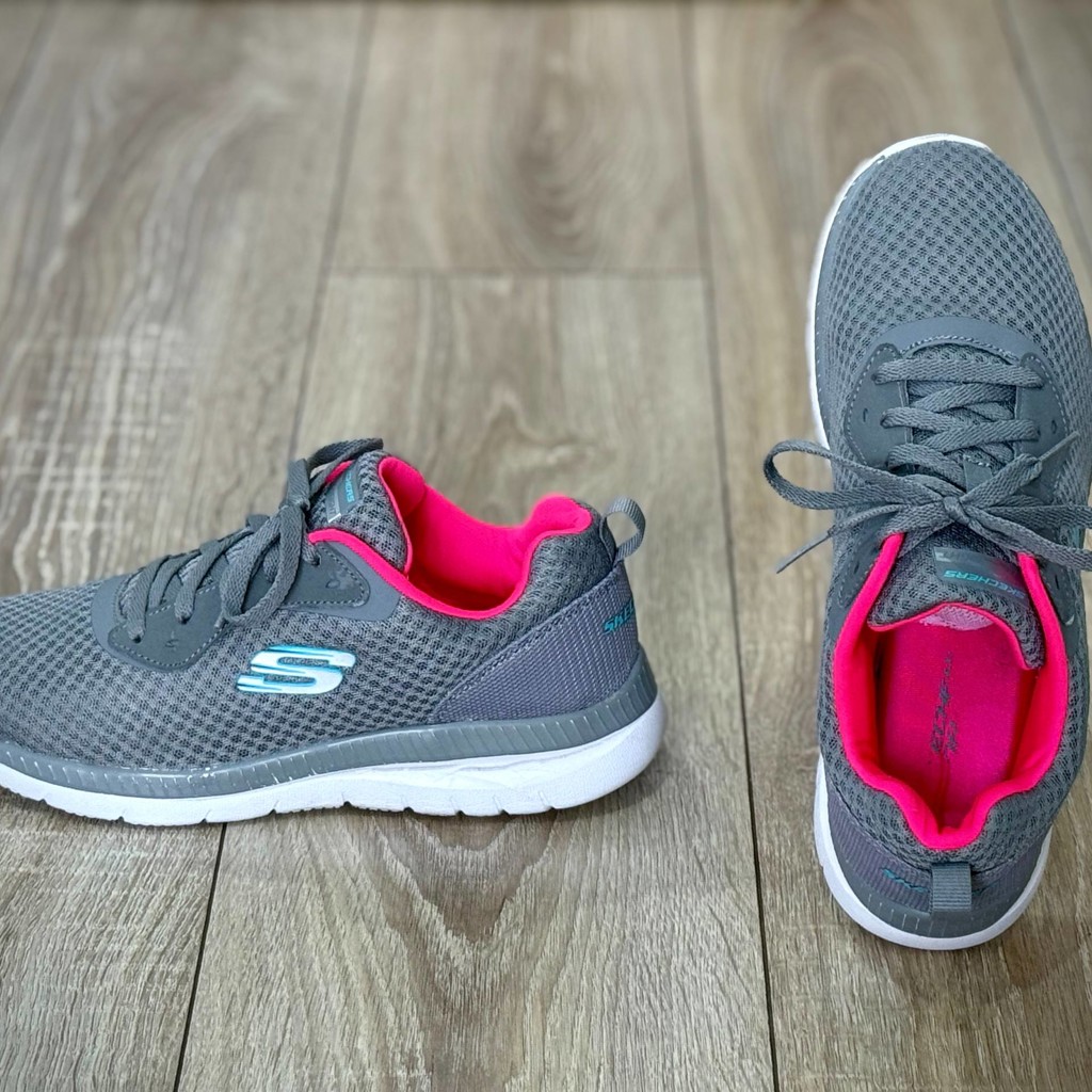 Женские кроссовки Skechers Lite-weight