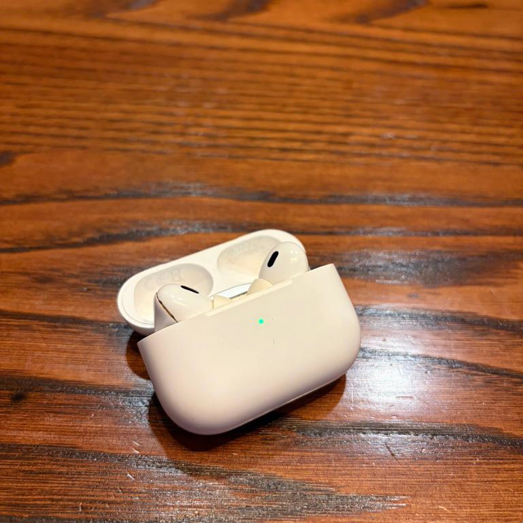 AirPods Pro 2 с кейсом