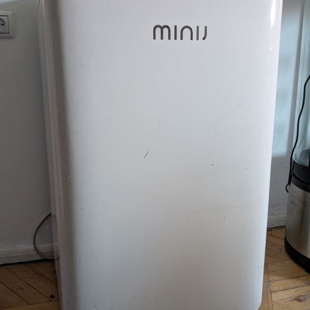 Холодильник Minij