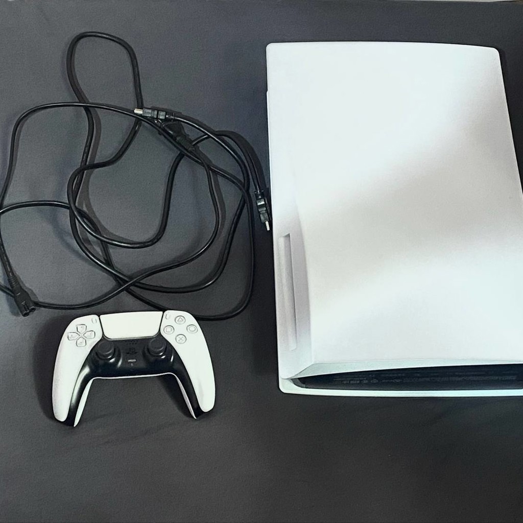 PlayStation 5 (PS5)