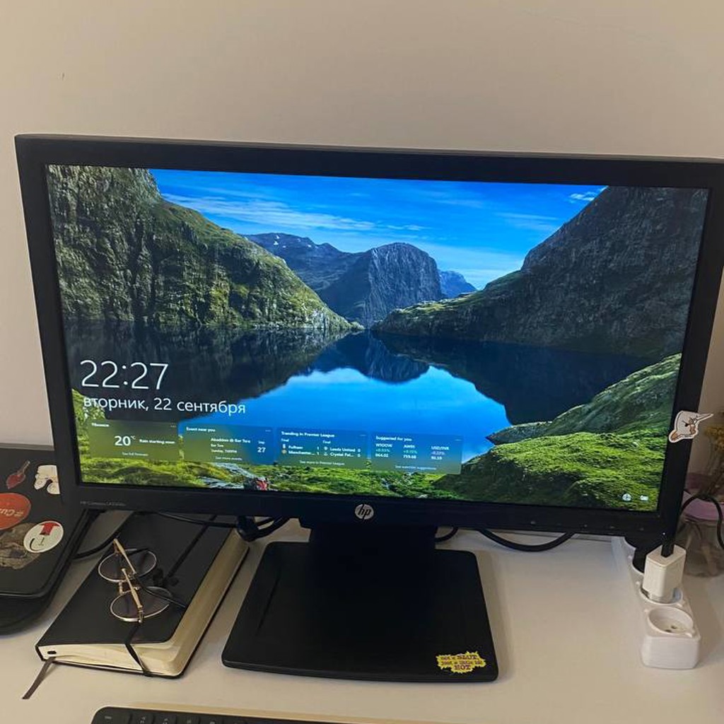 Монитор HP Compaq LA2306x
