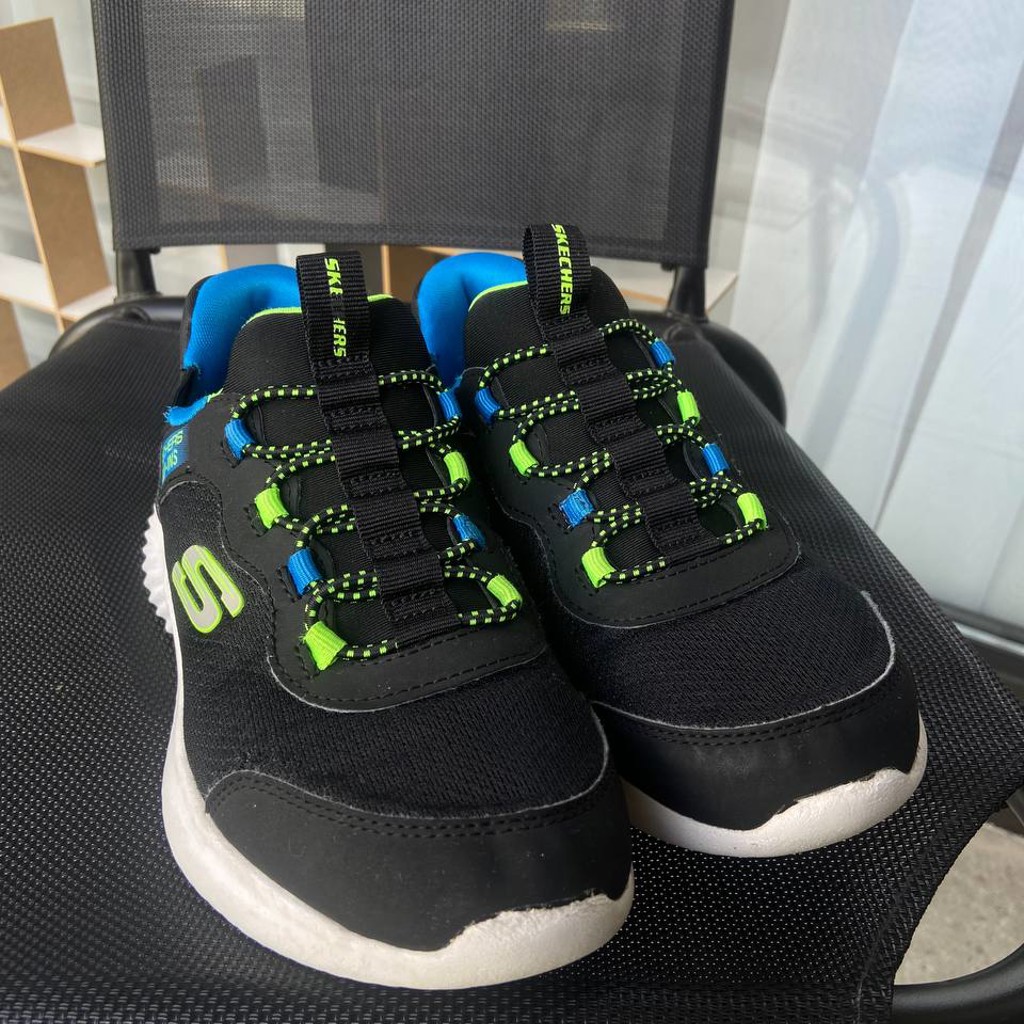 Кроссовки Skechers