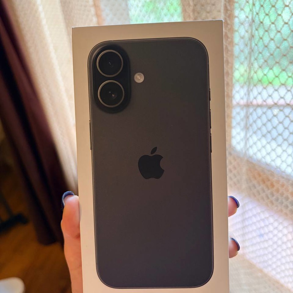 Iphone 17 Black