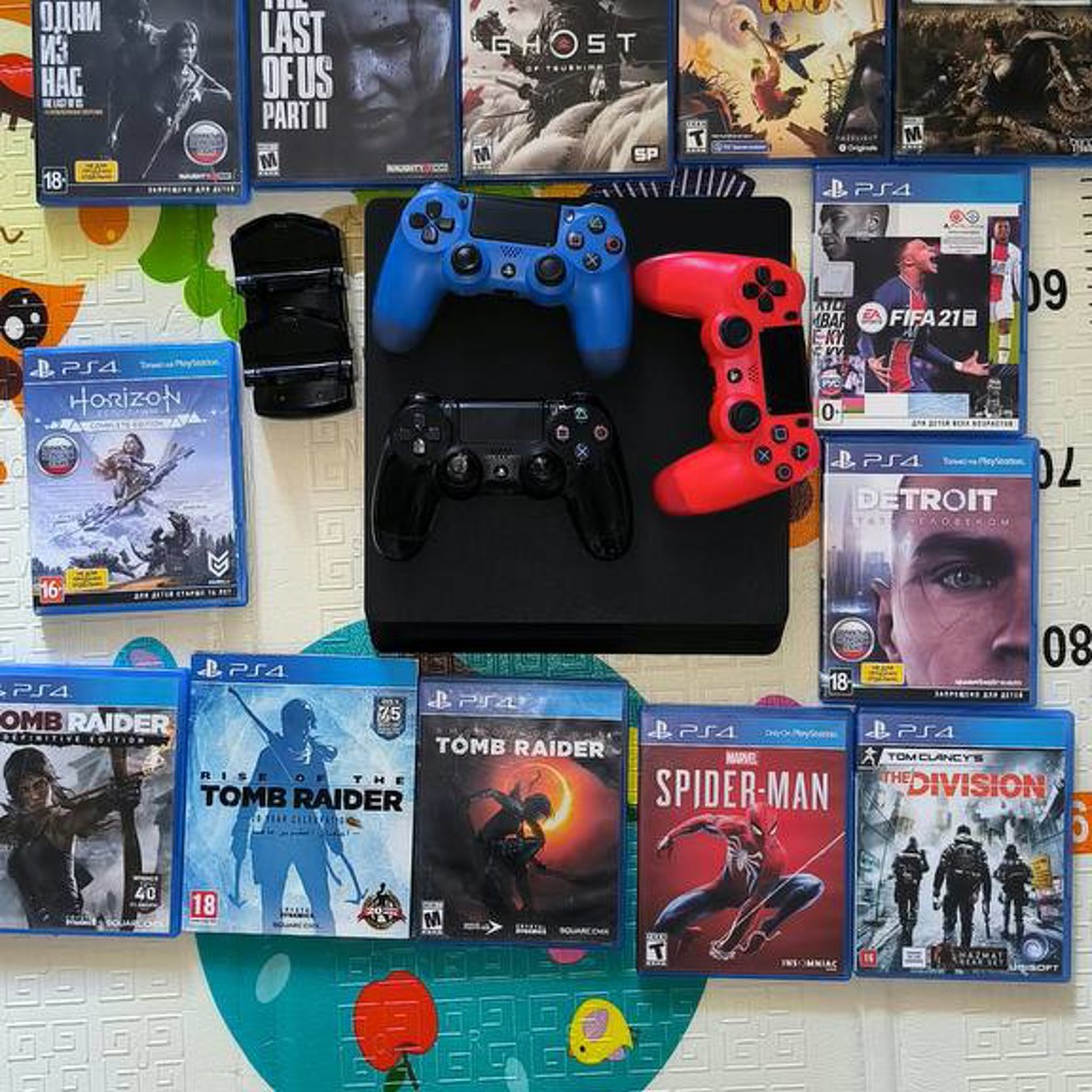 PlayStation 4 slim