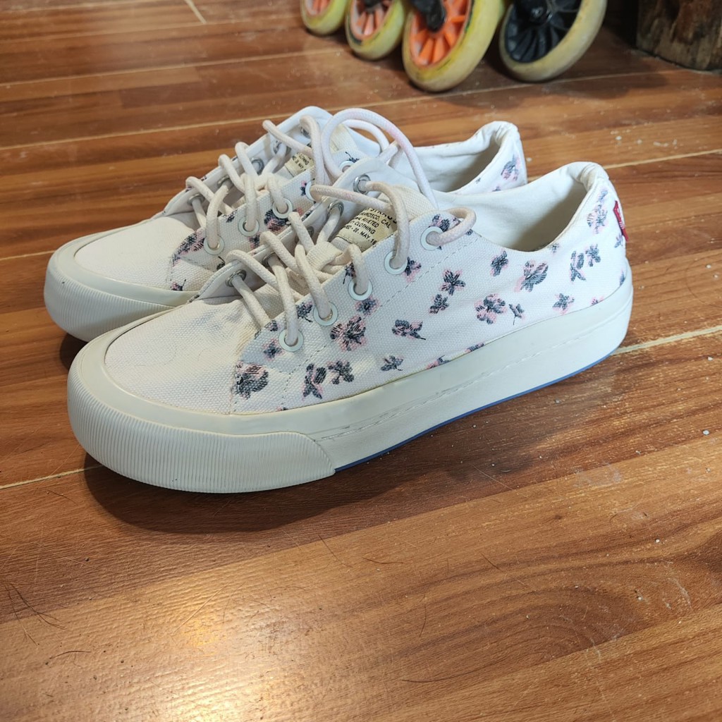 Кеды Levi's Canvas Low-Top