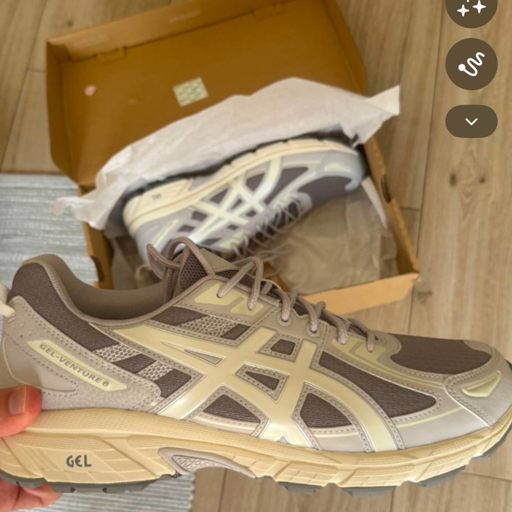 ASICS Original Gel venture 6