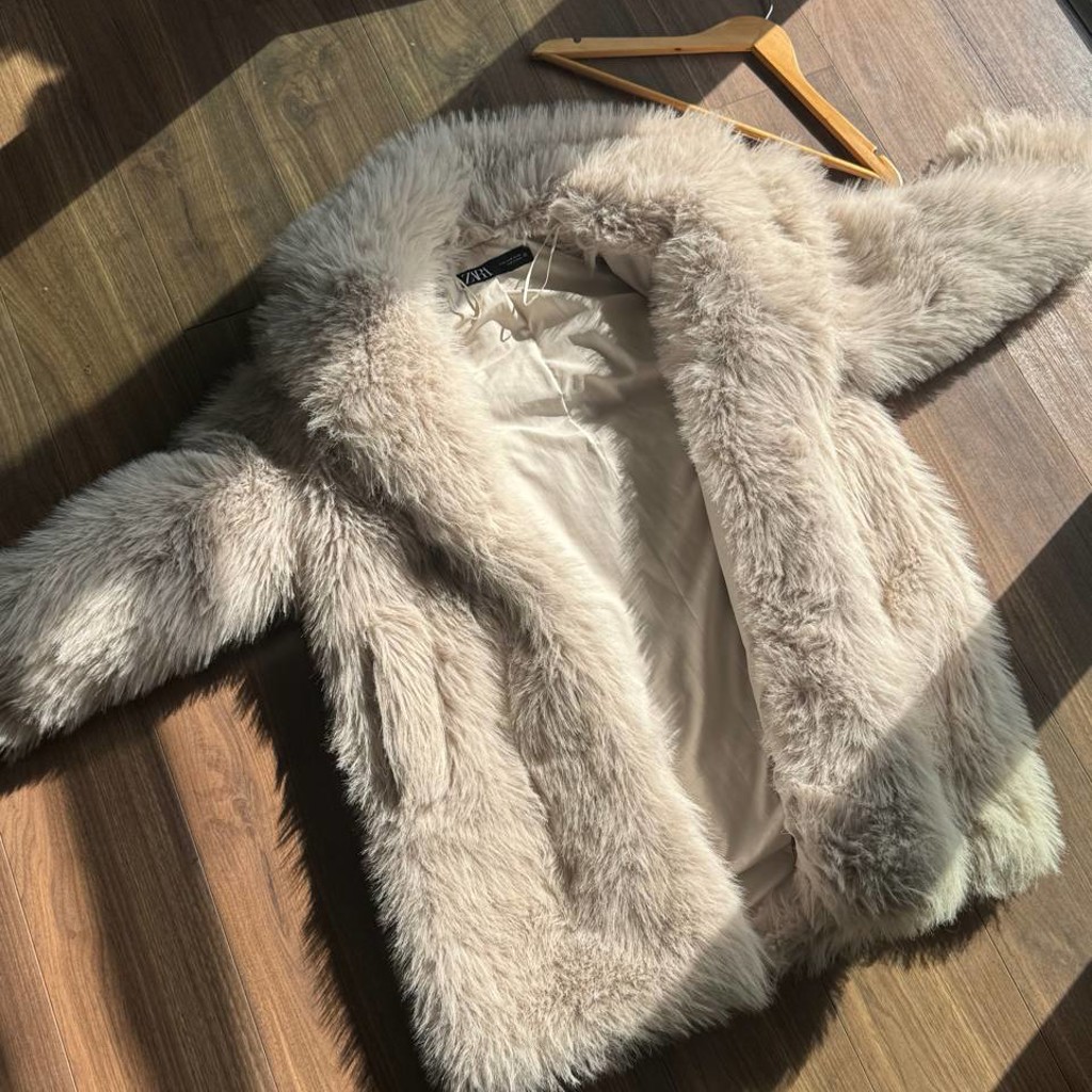 Женская шуба из искусственного меха Zara