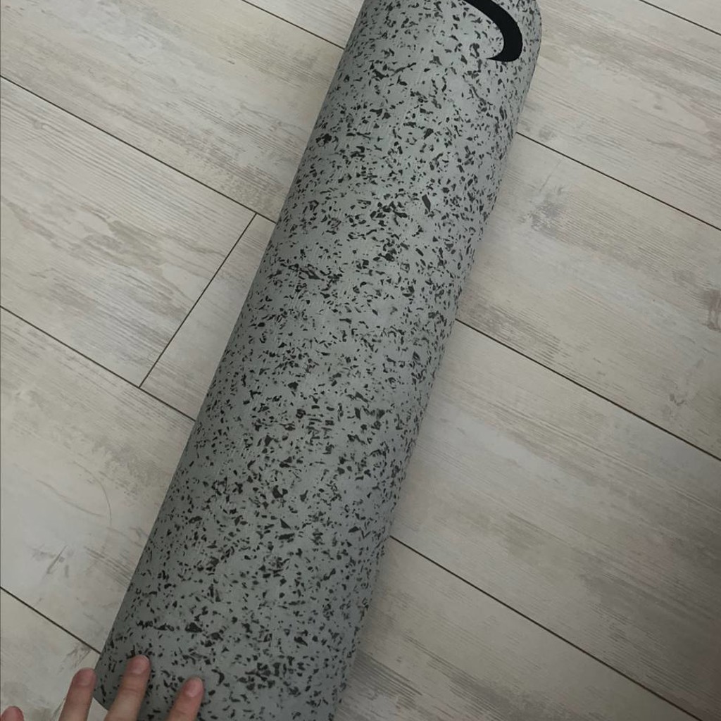 Коврик для йоги Nike