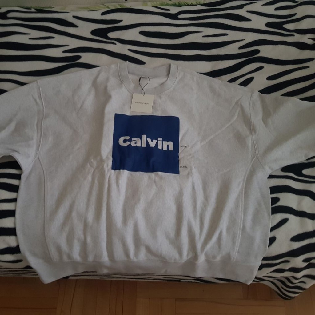 Свитшот от Calvin Klein