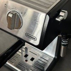 Эспрессо кофемашинка Delonghi 3420 - фото 3