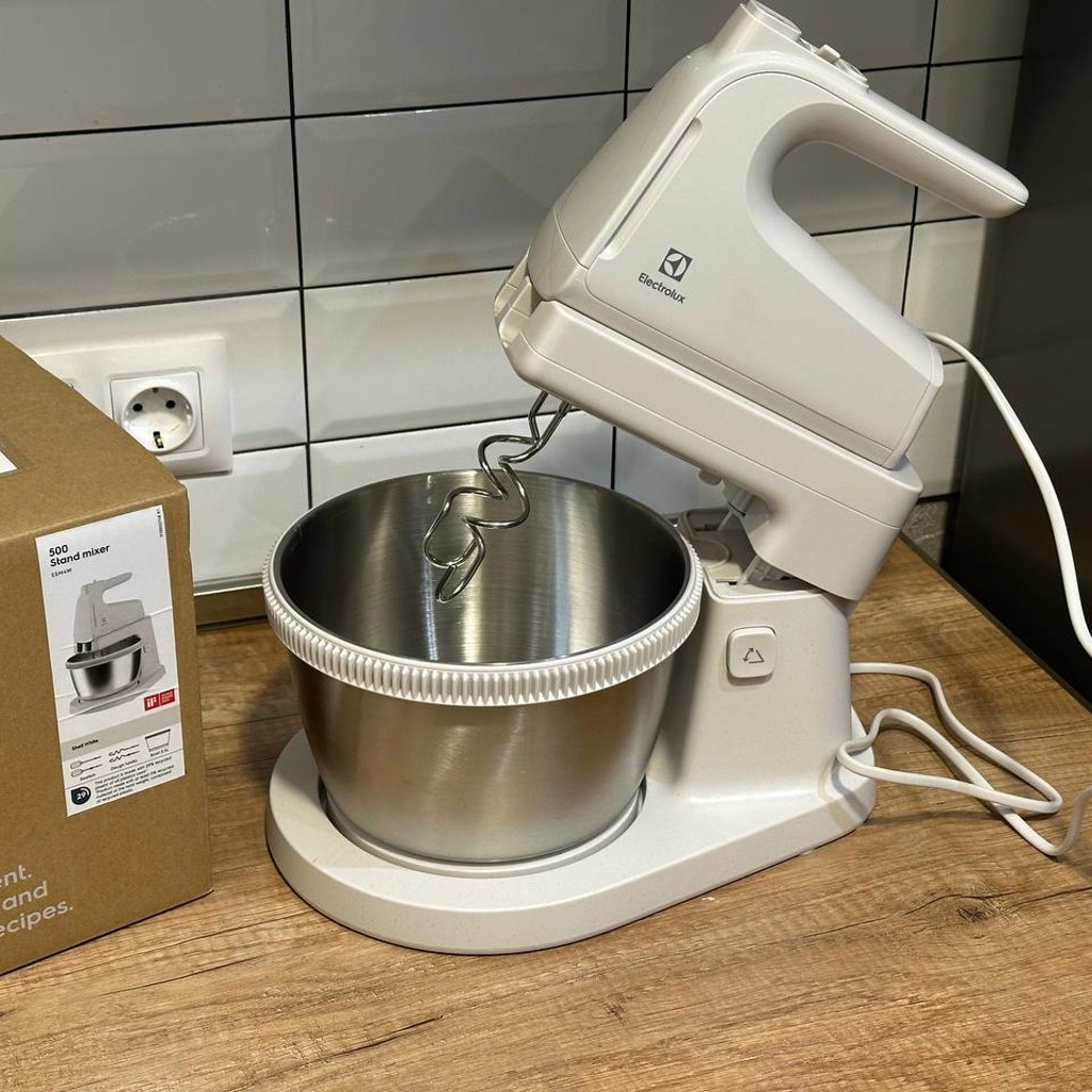 Миксер Electrolux Stand mixer 500
