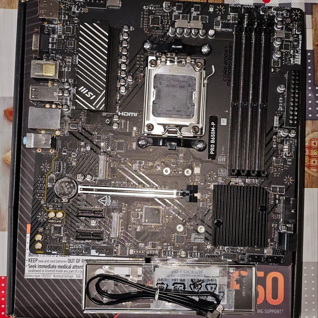 Материнская плата MSI B 650M-P