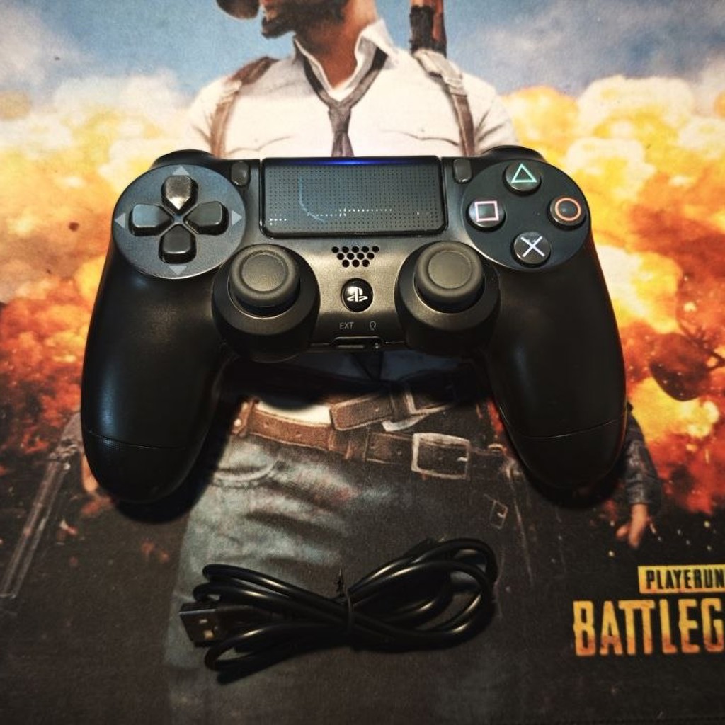 Геймпад Dualshock 4