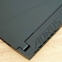 GIGABYTE AORUS 15 - фото 3