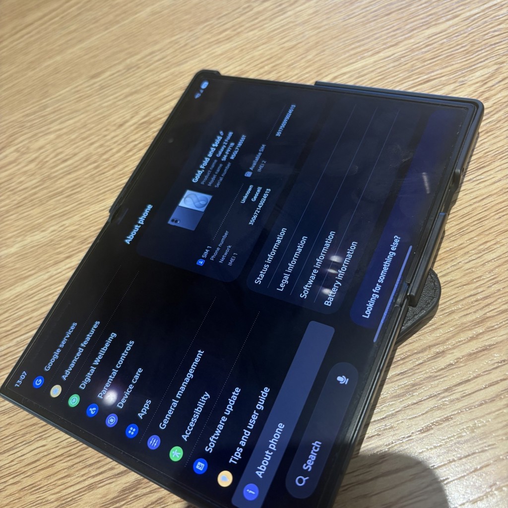 Samsung Galaxy Fold 8