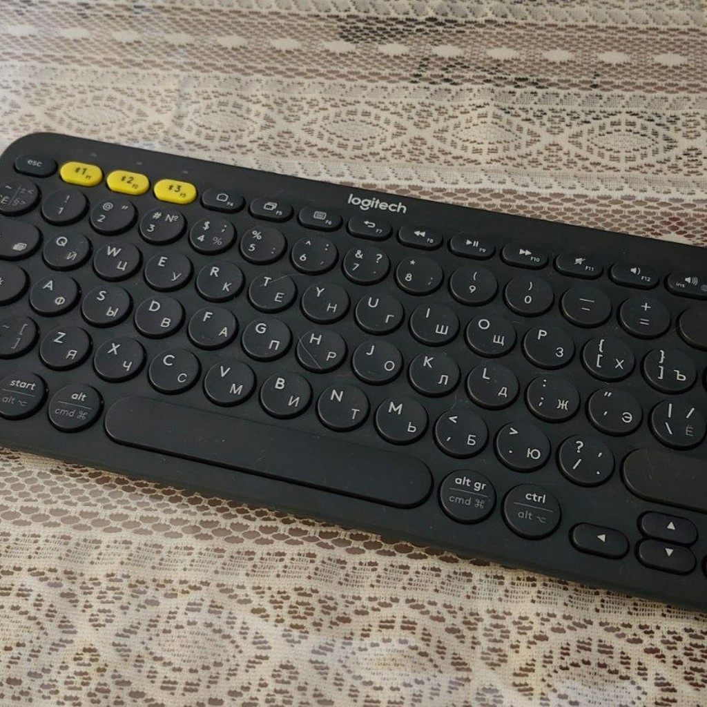 Logitech BT Keyboard K380