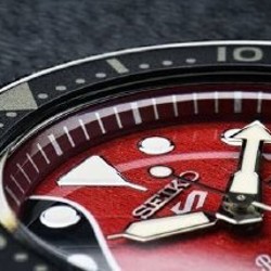 Часы Seiko BRIAN MAY RED SPECIAL Limited Edition - фото 4