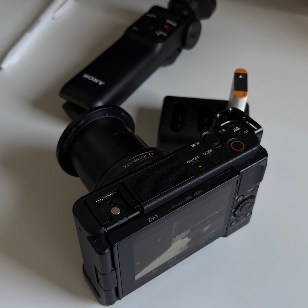 Sony ZV-1