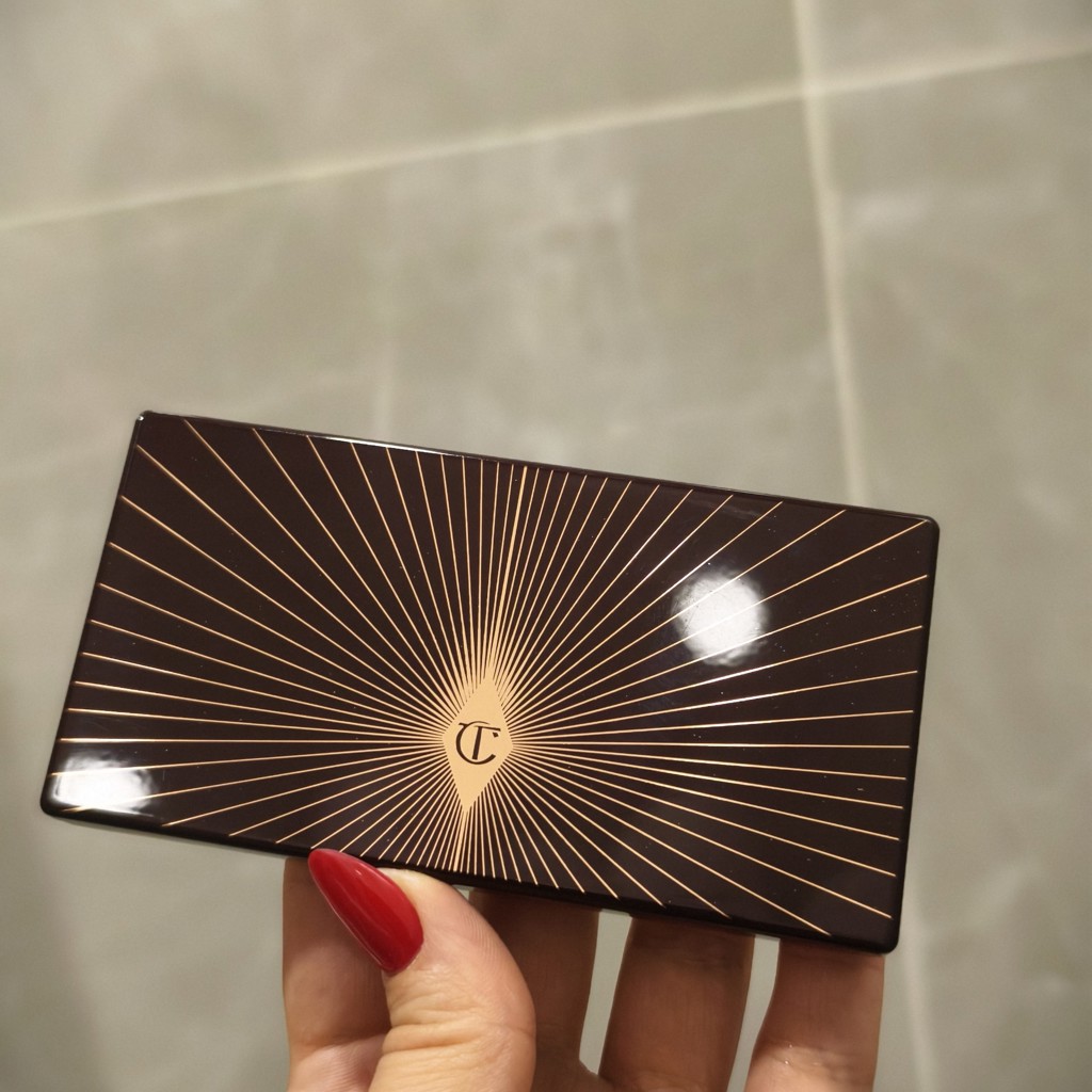 Тени Charlotte Tilbury The super nudes