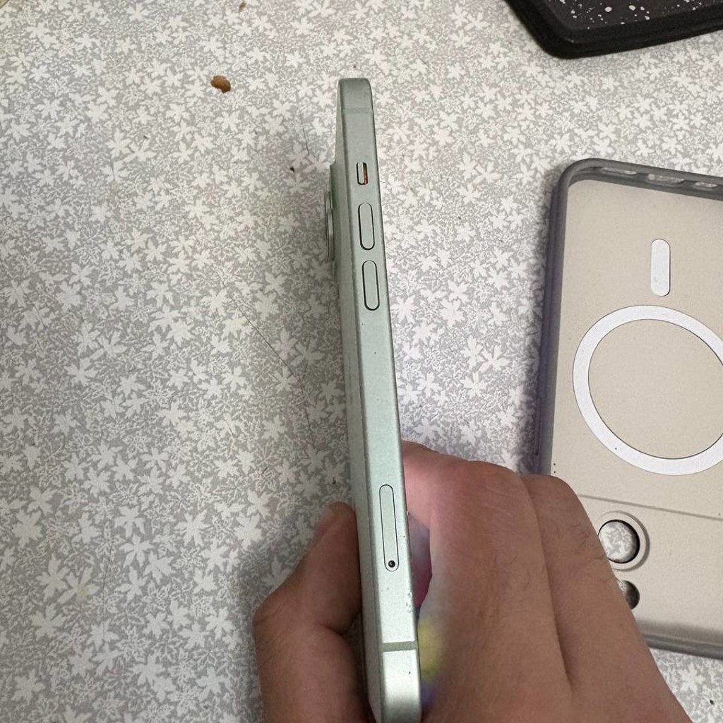 IPhone 15 128gb