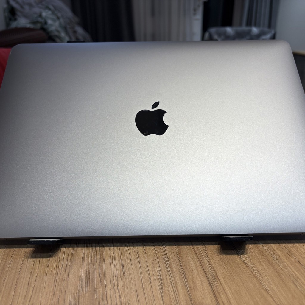 MacBook Air M1