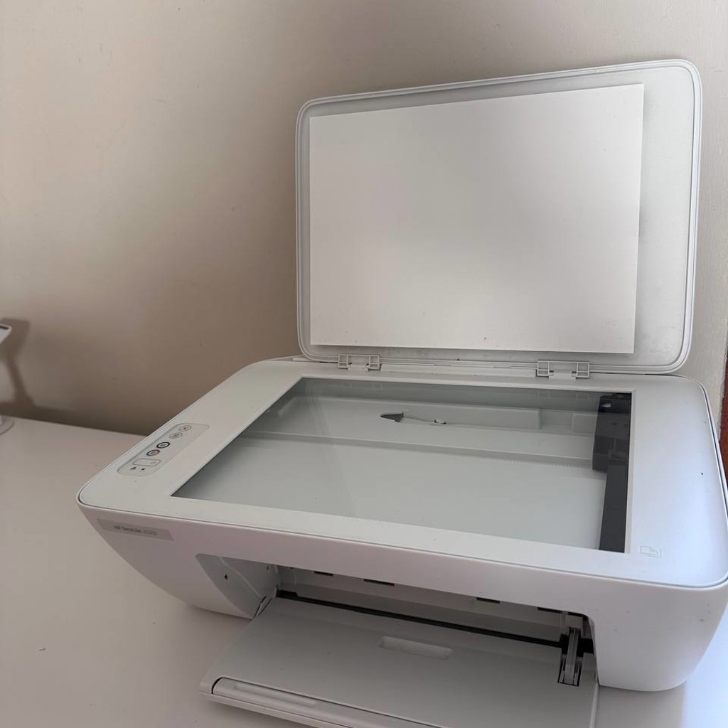 HP DeskJet 2320