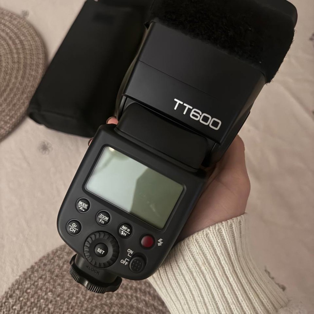 Вспышка Godox TT600