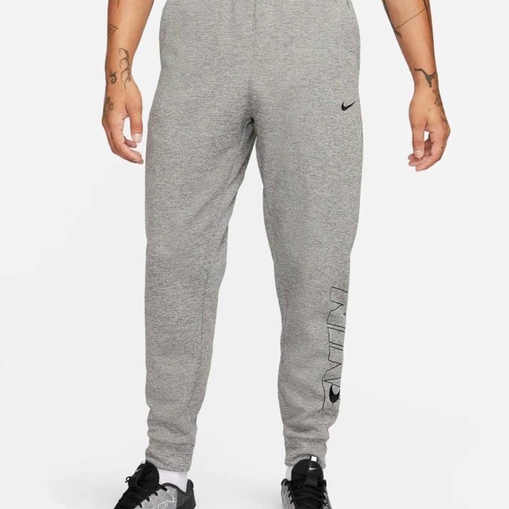 Спортивные штаны Nike