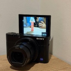 Sony RX100 III (Mark 3) - фото 2