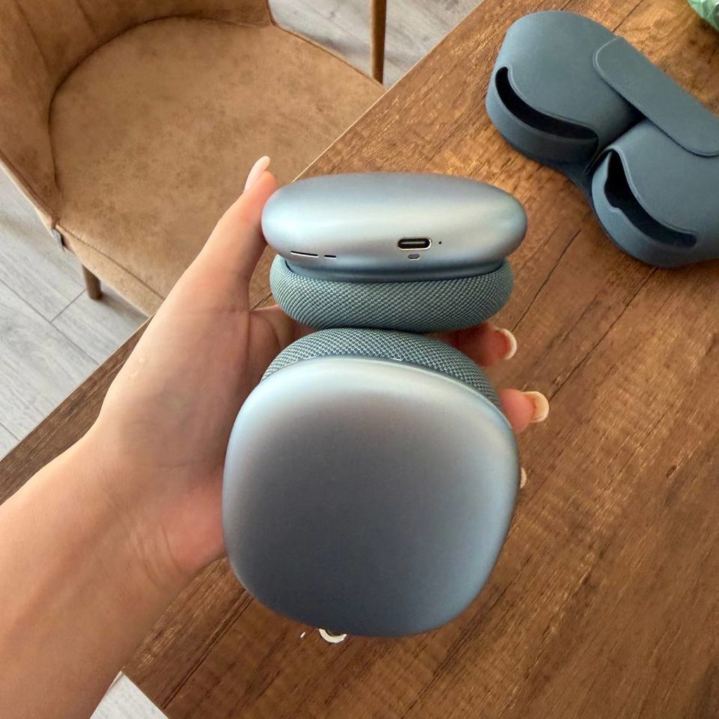 Apple AirPods Max 2