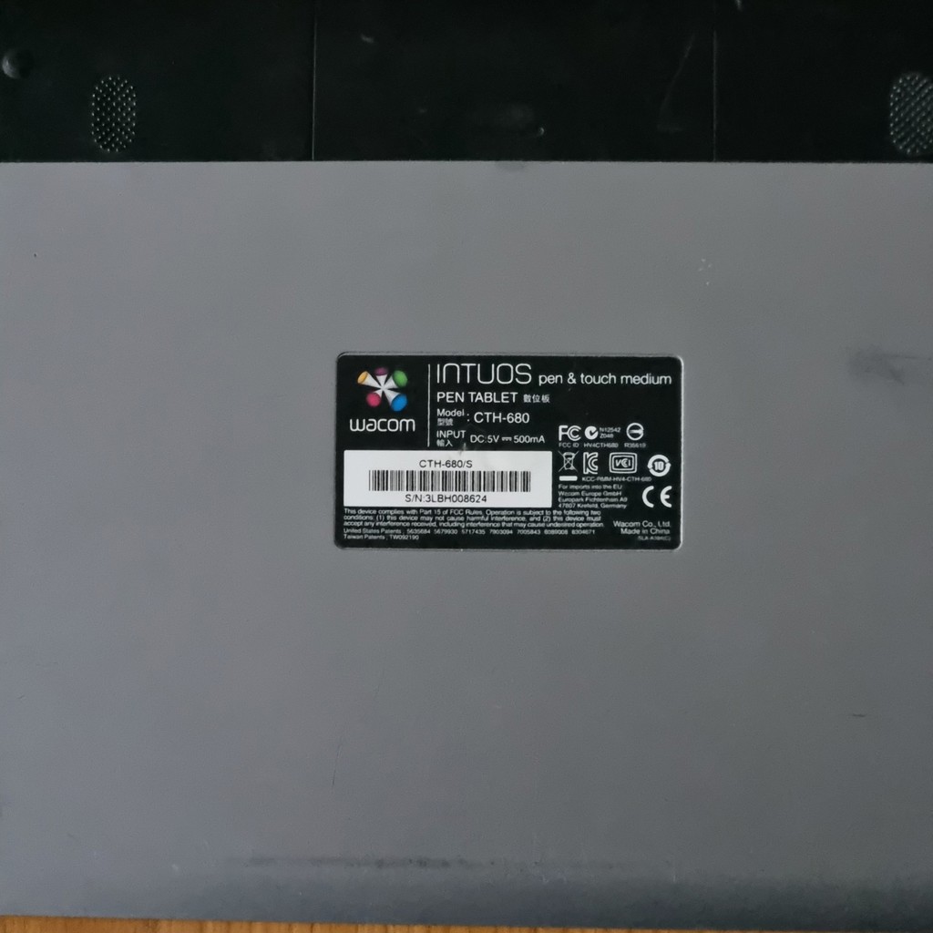 Wacom pen tablet CTH-680