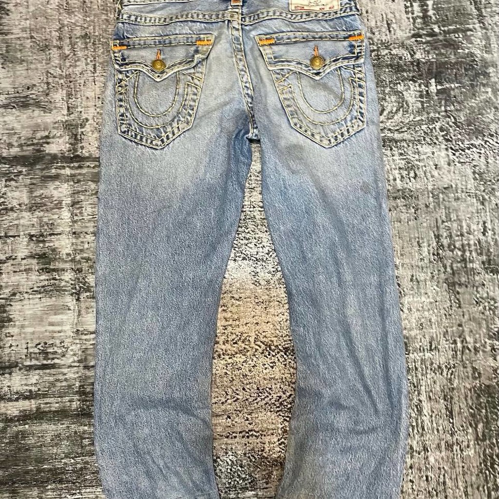 Джинсы True Religion