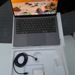 MacBook Pro 14inch M5 Chip - фото 3
