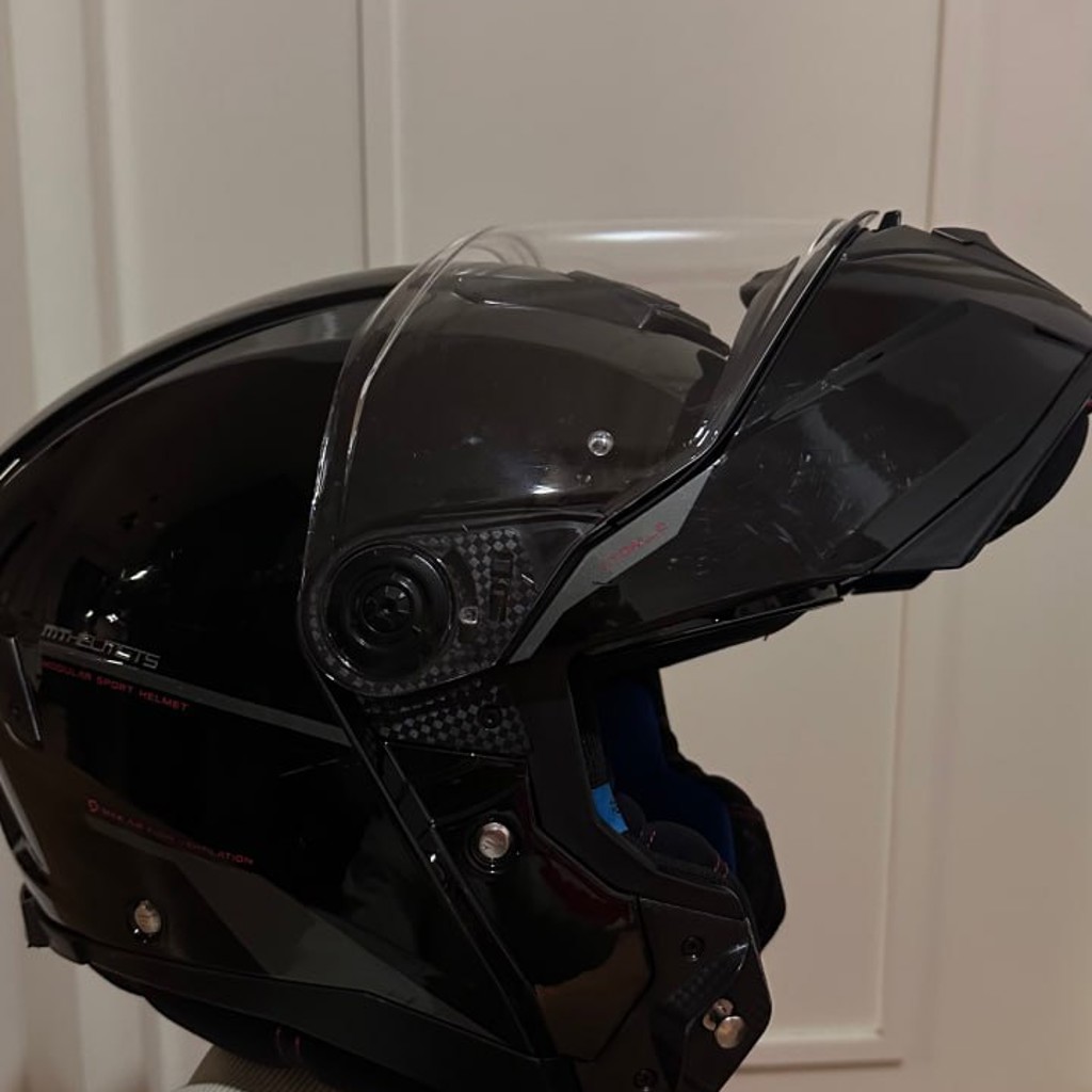 Мотошлем-модуляр MT Helmets Atom 2