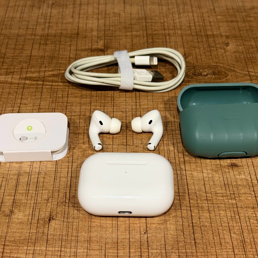 Airpods pro 1 поколения