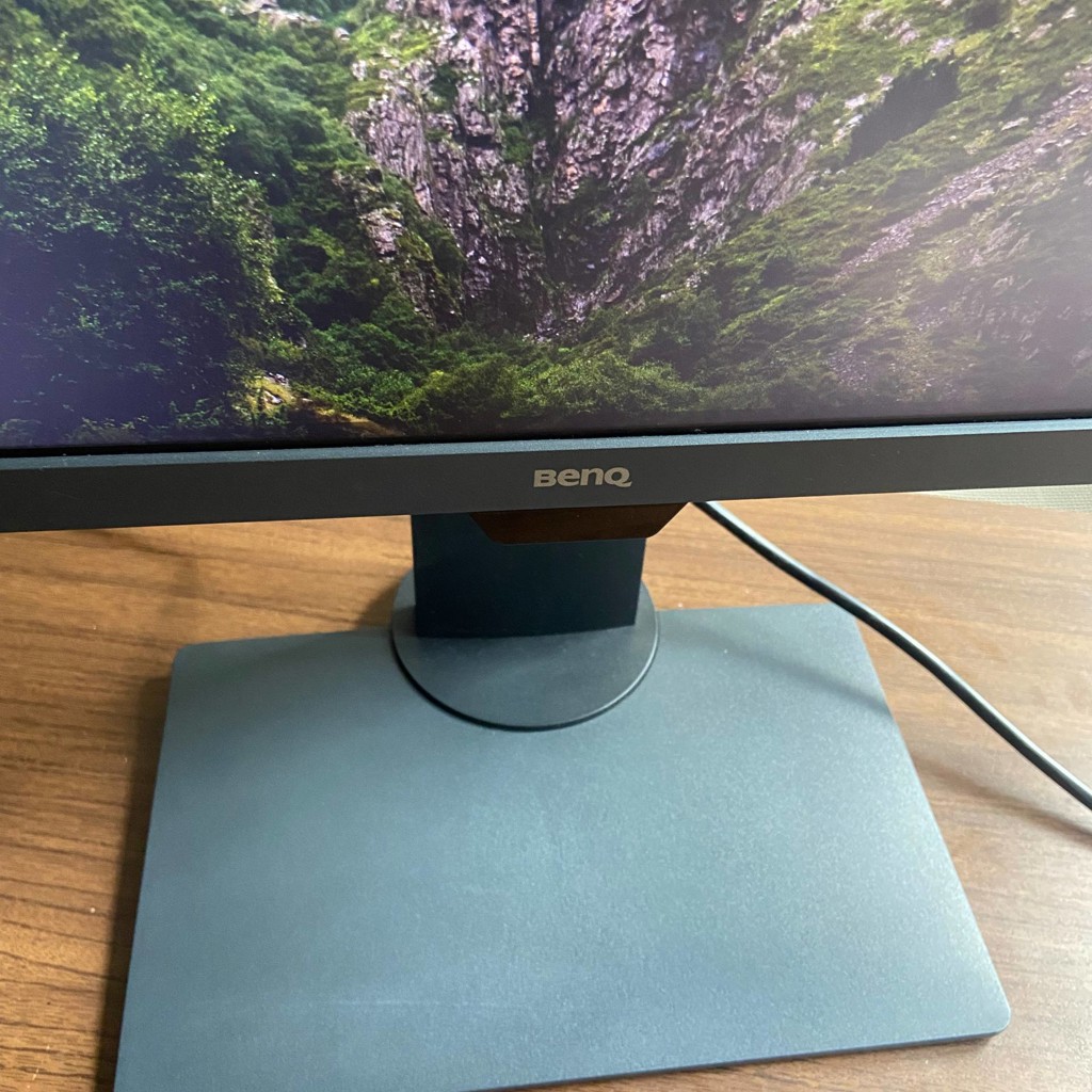 Монитор BenQ PD2705Q