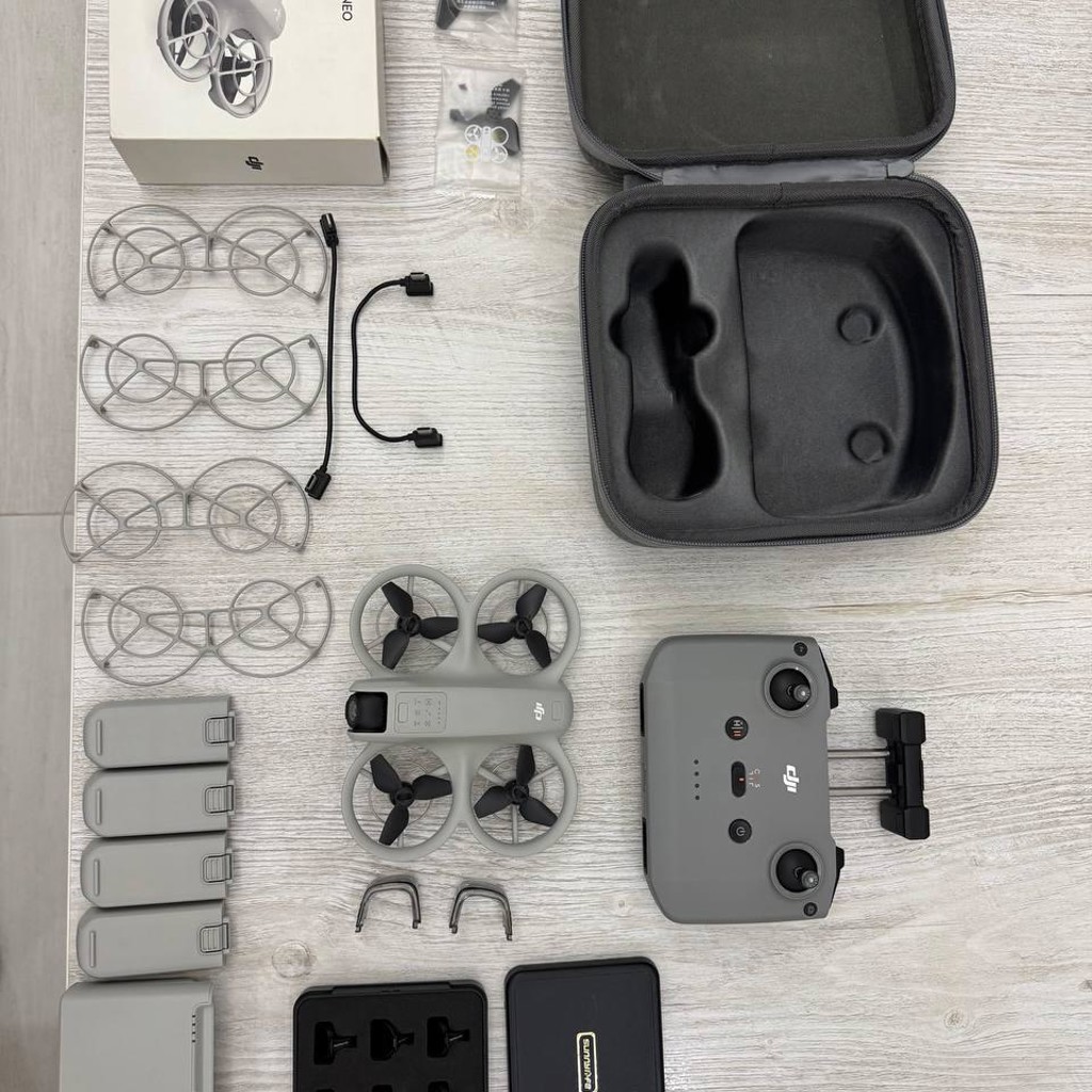 Квадрокоптер DJI Neo
