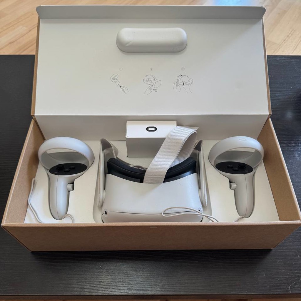 Очки Oculus Quest 2